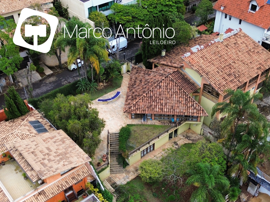 Imóvel com 3 Quartos, Lazer Completo e Piscina em Mangabeiras, BH