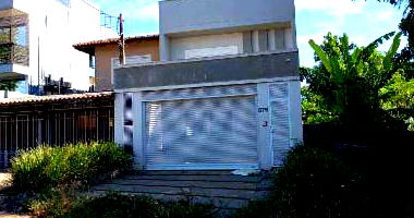 Casa Ocupada com 245m² de Área Construída