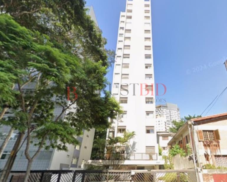 Apartamento com 1 quarto, 1 banheiro e 1 vaga de garagem