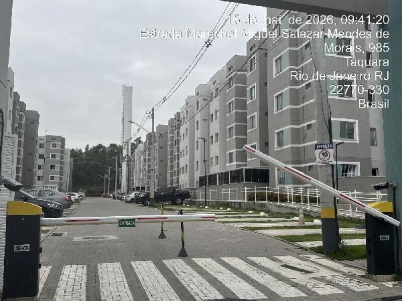 Apartamento com 2 Quartos e Vaga em Condomínio
