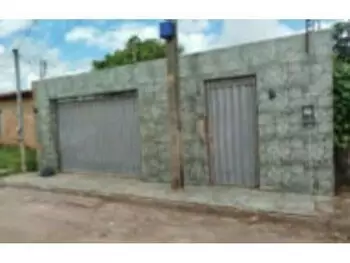 Casa Ocupada com 121,69 m² Construídos