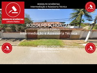 Casa Urbano com 300 m² em excelente estado