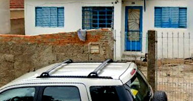 Casa com 200m² de terreno e 65,75m² construída em São João da Boa Vista