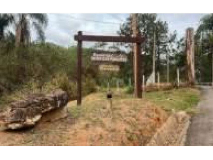 Terreno em Loteamento Jardim das Paineiras com 284,13m²