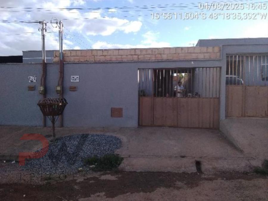 Casa em Santo Antônio do Descoberto com 2 quartos e 67,72m²