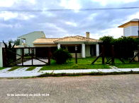 Casa em Terreno de 600m² na Praia Maristela