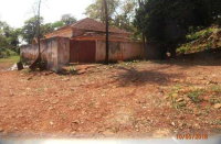 Imóvel Industrial com 3 galpões, 2 casas e capela, área total de 14.636m²
