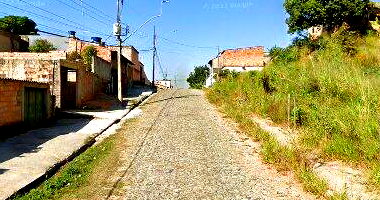 Terreno amplo 360 m² em Ribeirão das Neves, MG, sem benfeitorias
