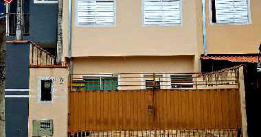 Casa com 2 quartos, 1 banheiro, 1 vaga e 67,23m² privativos