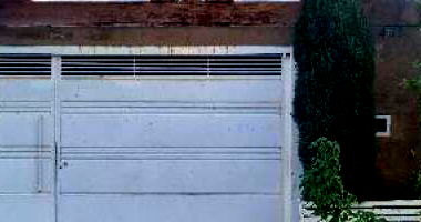 Casa com 3 quartos, 1 banheiro, 73m² construída, desocupada