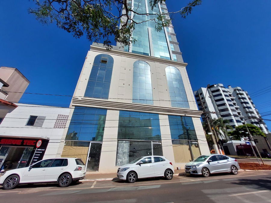 Sala Comercial com Garagem em Chapecó - Oportunidade Imperdível!