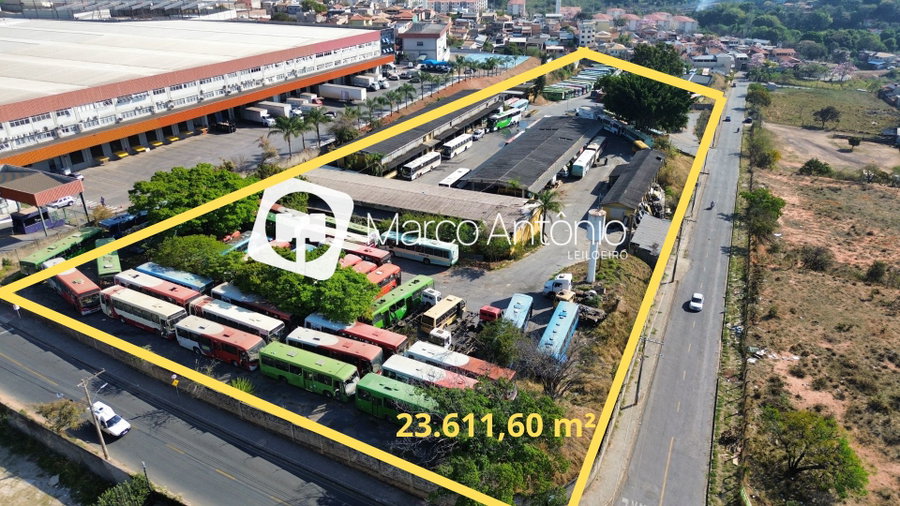Ampla Área Industrial com Galpões em Contagem/MG
