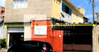 Duas residências com 215m² construídos