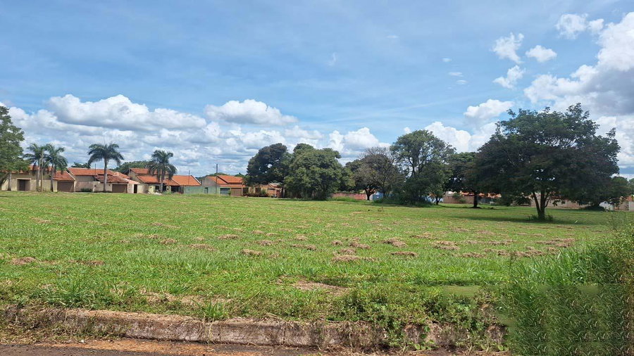 Terreno 1307,43m² em Planura/MG - Ideal para Lazer ou Investimento