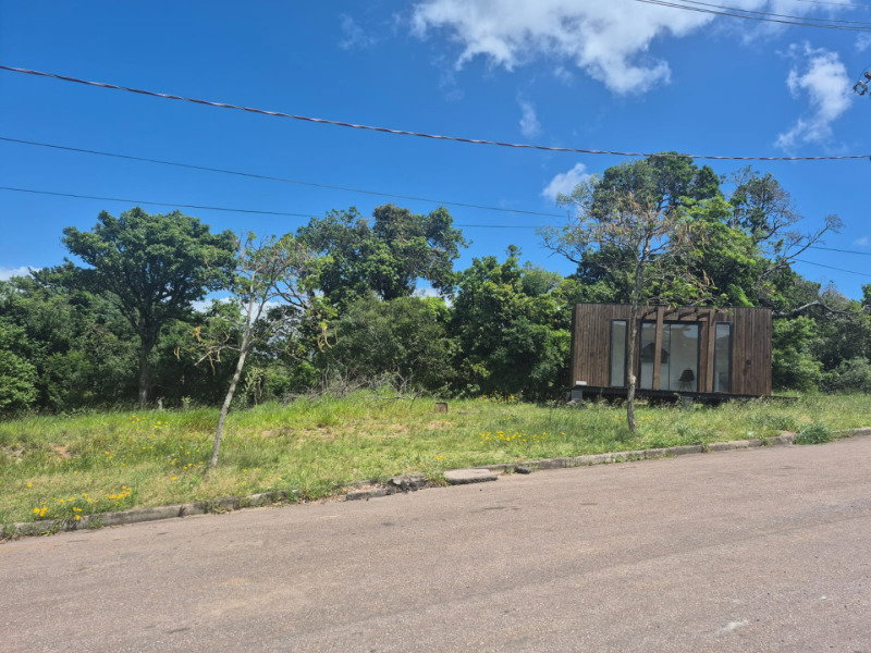 Terreno com 282,50m² em Porto Alegre