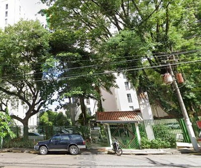 Apartamento com 2 quartos, 1 banheiro e 77,68 m² útil