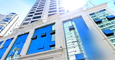 Apartamento de Alto Padrão com 3 Suítes e Vista para o Mar