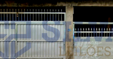 Casa espaçosa com 219m² e ótima localização