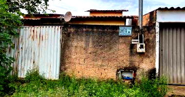 Casa Residencial em Santo Antônio do Descoberto - GO Ocupada