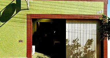 Imóvel Comercial com Escritório, Banheiro e Galpão 130m²