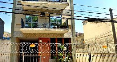 Cobertura com 3 quartos e 3 banheiros em Riachuelo