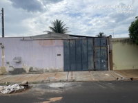 Casa com 3 quartos, 1 banheiro, 97.6m² construída, desocupada