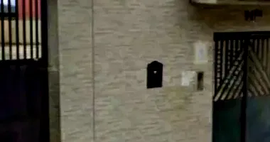 Apartamento 2º pavimento com 1 quarto, 1 banheiro, 48m², ocupado