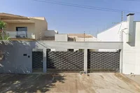 Casa de 159,37 m² em lote de 275 m², ocupada