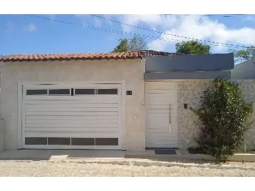 Casa Ocupada no Centro de Taquaritinga do Norte com 113,62 m²