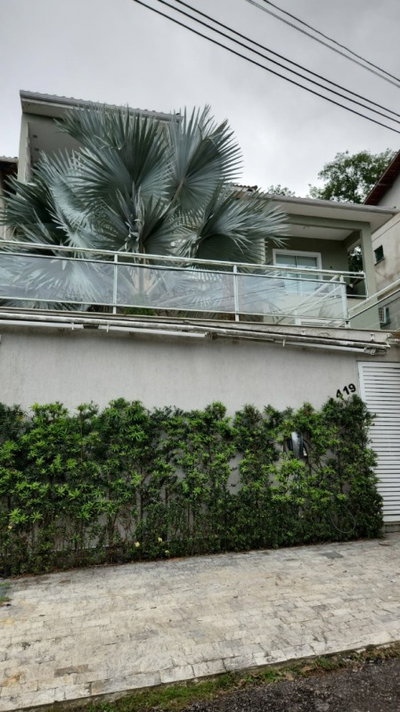 Casa com construção de 157,08 m²