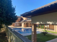 Casa com 1.200m² de terreno e 426,60m² construída em Barueri