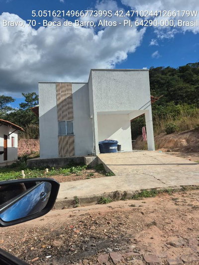 Casa com 2 Quartos e Garagem em Altos - PI