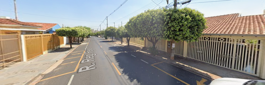 Casa com 2 quartos, 1 banheiro, 396m² de terreno, desocupada