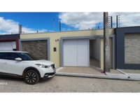 Casa com 2 quartos, 1 banheiro e 89,90m² construídos