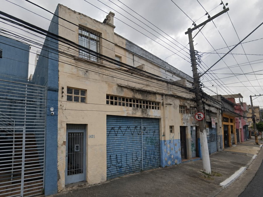 Terreno de 679 m² em Santana