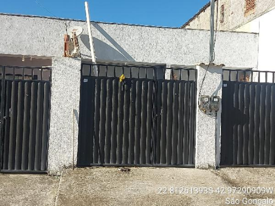 Casa Ocupada com 1 Vaga em São Gonçalo