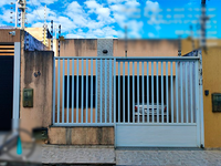Casa com 2 quartos, 100,54m² construída, ocupada