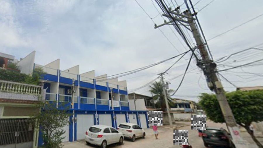 Casa 3 pavimentos com quintal e 125m² construída, ocupada