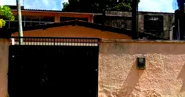 Casa Ocupada com Varanda em Afogados - Recife/PE