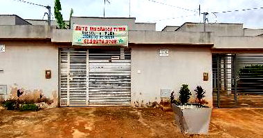 Casa com 2 quartos, 1 banheiro e 1 vaga