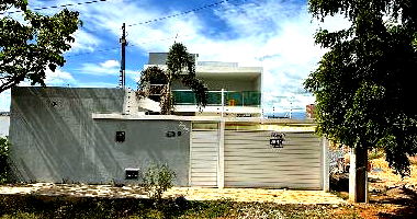 Casa com 4 quartos, 3 banheiros e 1 vaga em Patos