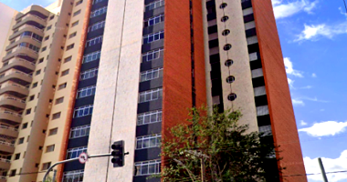 Apartamento Duplex com 385 m² e 2 Vagas de Garagem