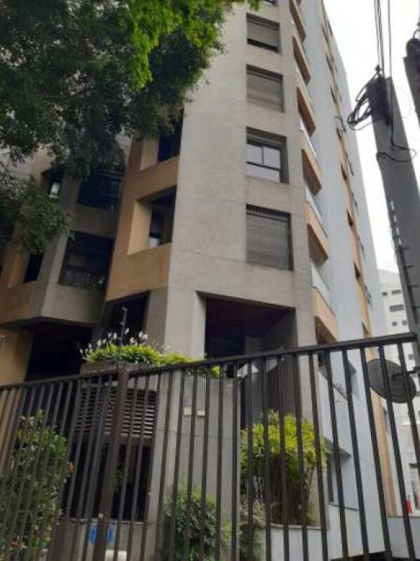 Apartamento com 3 quartos, 238m², 3 vagas