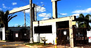 Apartamento com 2 Quartos e 1 Vaga em Condomínio
