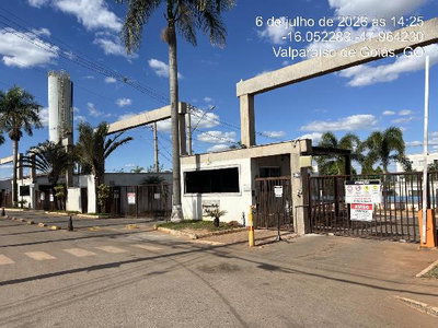 Apartamento com 2 Quartos e 1 Vaga em Condomínio