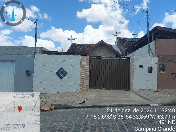 Casa com 3 quartos, 2 banheiros, 1 vaga e 84,22m² construída