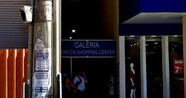 Sala Comercial de 33m² em Edifício Moderno