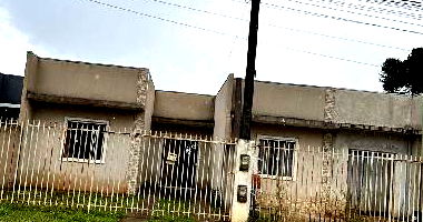 Casa 3 quartos, 1 banheiro, 1 vaga, 58m² construída, desocupada