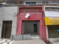 Loja Ocupada com 20 m² Construídos