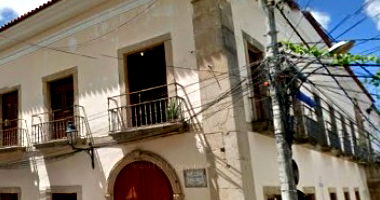 Casa Nobre com 4 Pavimentos e 20 Cômodos, Área 7.822m²